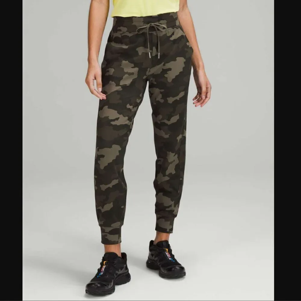 Lululemon Ready to Rulu High-Rise Jogger in camo olive | Size 6